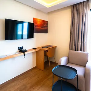 https://unico-maarif.hotels-casablanca.net